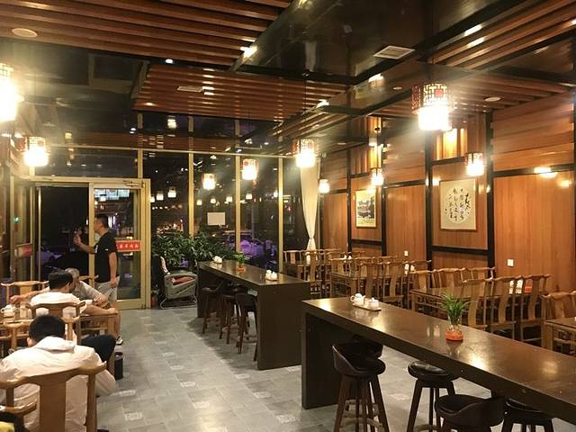 庞学勤四十里铺兄弟羊肉面(长城大厦店)