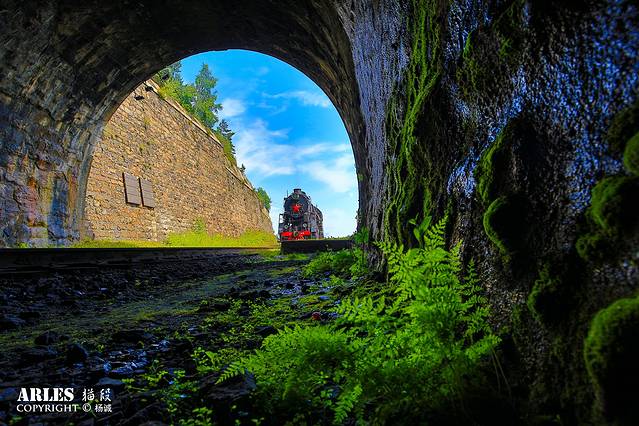 贝加尔湖环湖火车