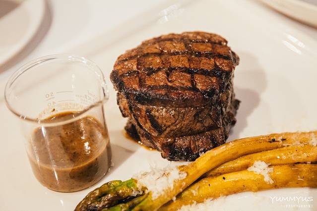 澳西亚牛扒海鲜烧烤