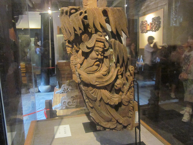 "...馆，着实另人震撼，眼前的这些展品可谓是鬼斧神工，民俗风情的体现也奠定了这是中华文化博大精深之处_江南木雕馆"的评论图片