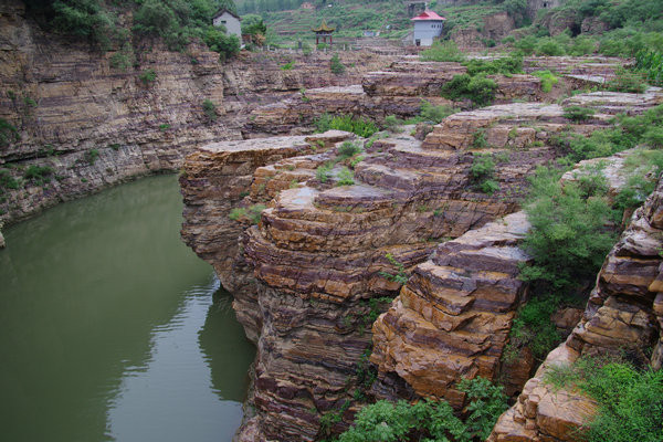 巍巍太行行—河南安阳林州石板岩王相岩宾馆