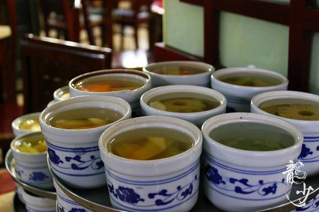 龙老五汤店(站前西路店)