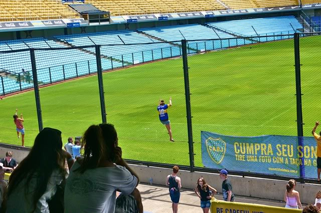 探戈和足球图片