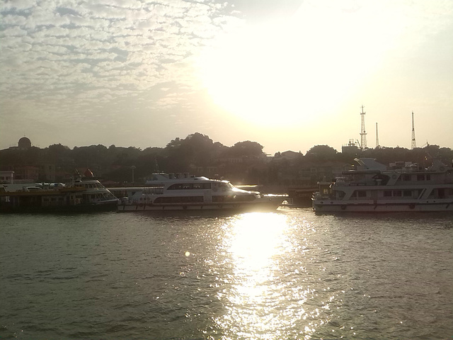 2017想快点的话那就出来做私人车,也就十块钱