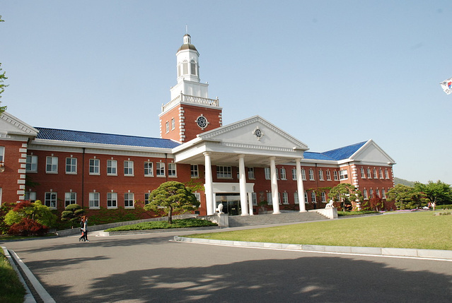 启明大学