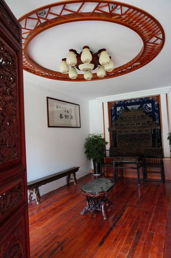 旅游时节: 四季皆宜 交通指南: 公交 汽车北站,乘至下关-喜洲大巴