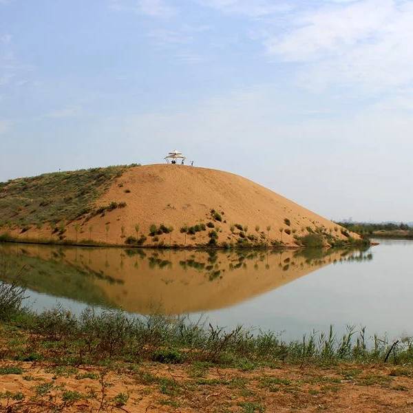 腾格里沙漠湿地