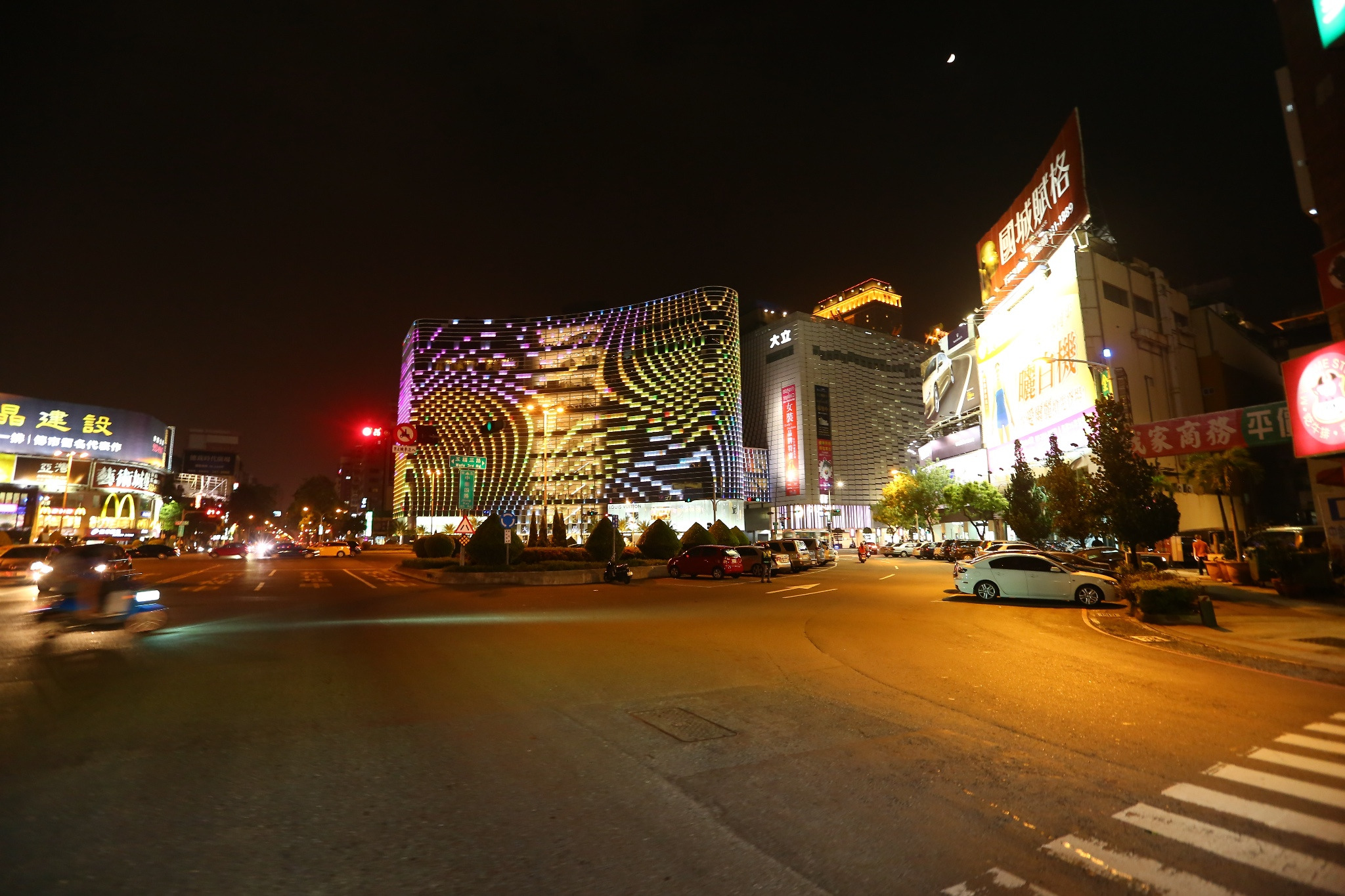 新化县东方城市广场图片