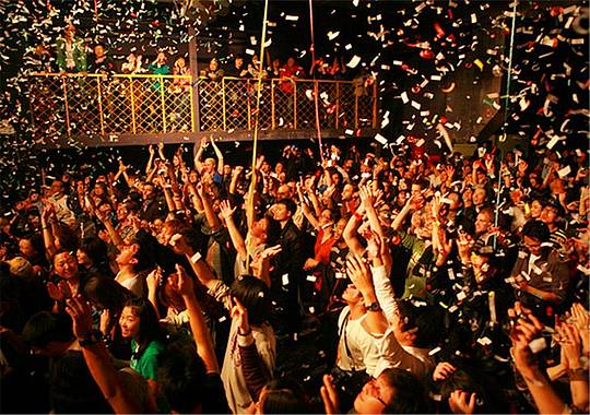 音乐嗨起来|北京地下摇滚乐队演出酒吧