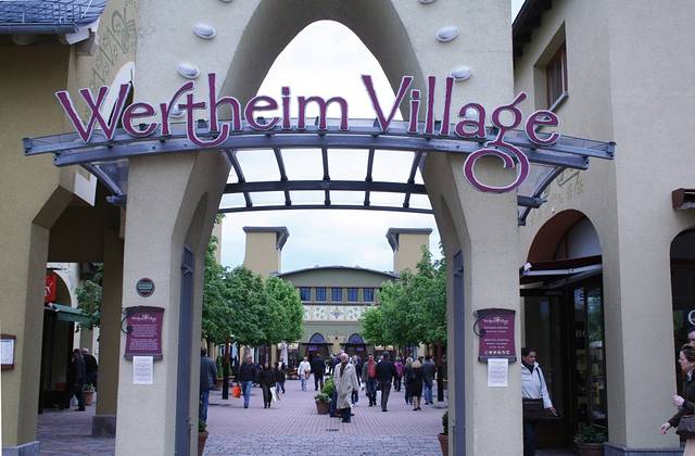 威尔特海姆购物村