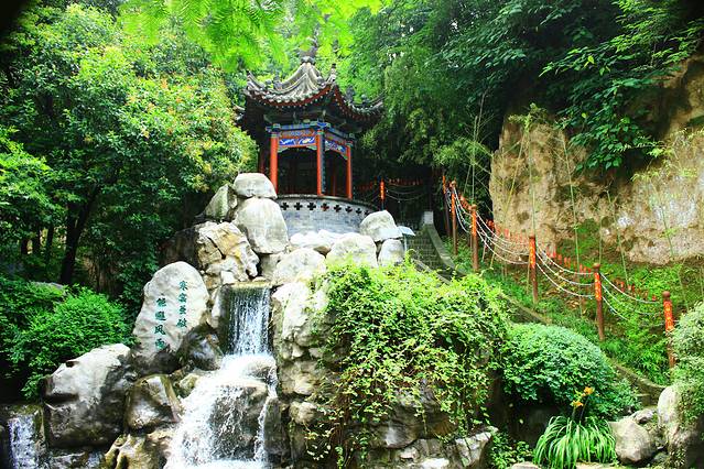 曲江寒窑遗址公园