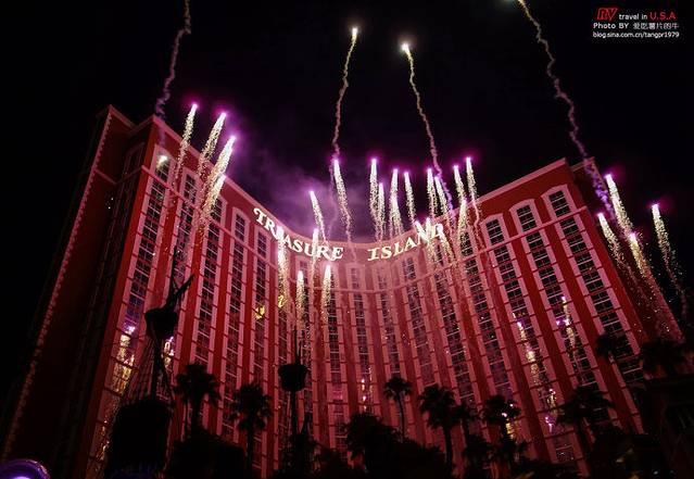 金银岛酒店海盗湾演出