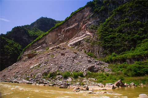 月亮峡旅游景点攻略图