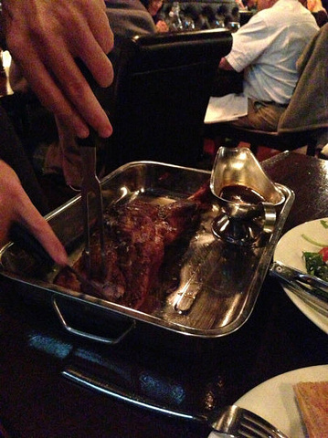 "再推荐一道主菜Shoulder of Premiun NZ Lamb（好吃到流泪的羊腱肉，说是两人份_Pier"的评论图片