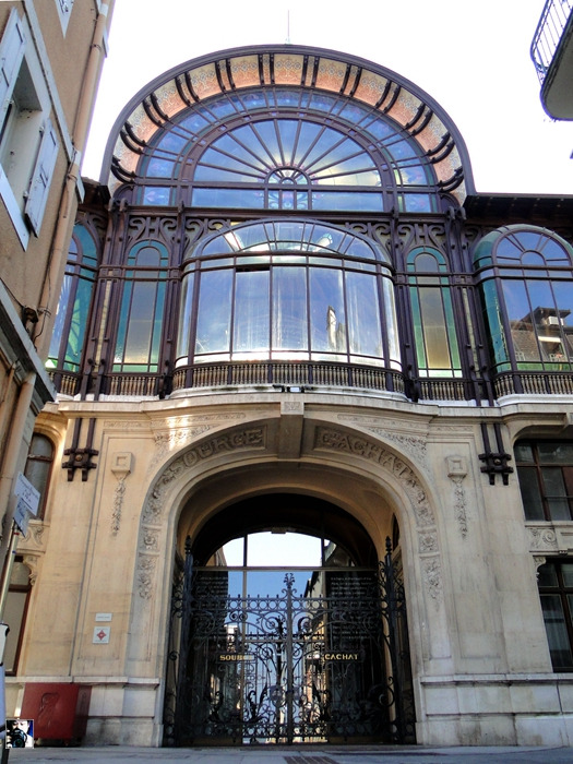 依云矿泉水博物馆