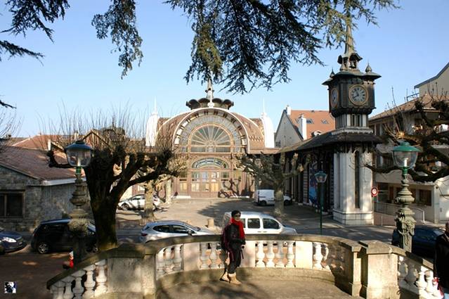 依云矿泉水博物馆