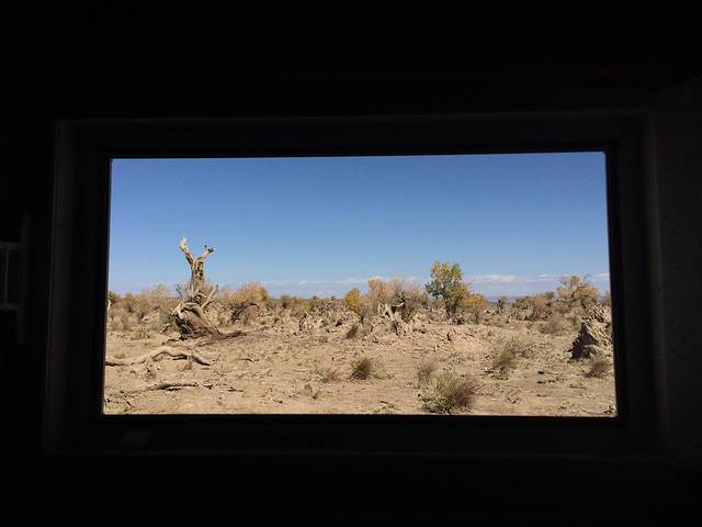 【西北记】载着心爱的姑娘去流浪,再无所求