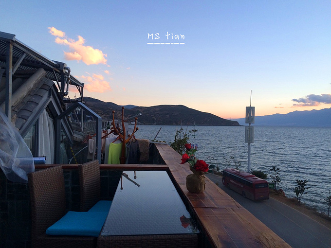 第一天都在飞天遁地图片