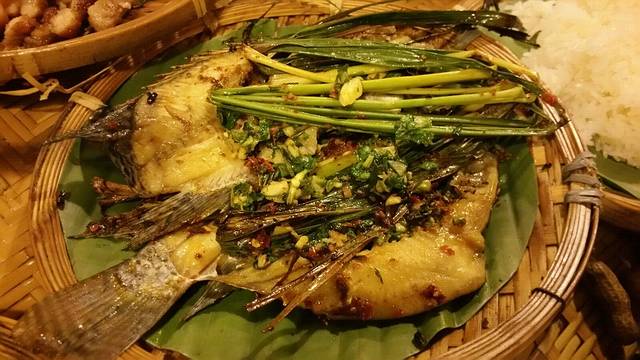 曼飞龙烤鸡(告庄大金塔店)