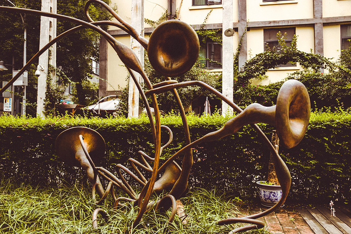 2017东郊记忆,原成都东区音乐公园,是集合音乐、美术、戏剧、摄影等文化形态的多元文化园区,工业遗址主_东郊记忆评论 - 去哪儿攻略社区