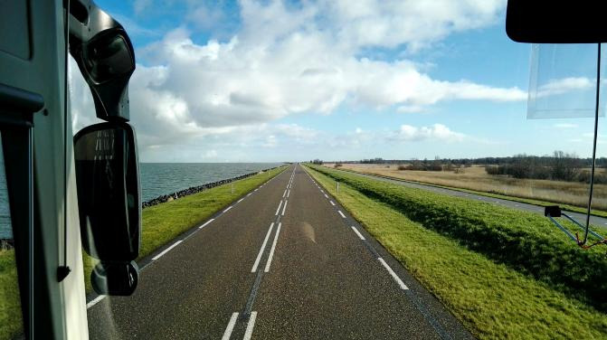 我只想说,这是我在荷兰见过的最美公路!