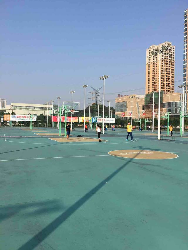 元宝山体育公园