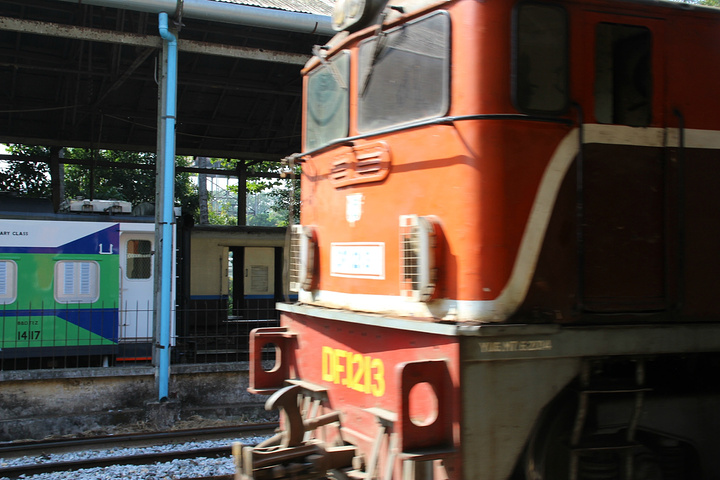 的时候不知道入口在哪里,后来问了个看起来英