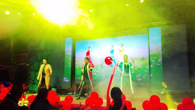 樱花屋单身部落酒吧