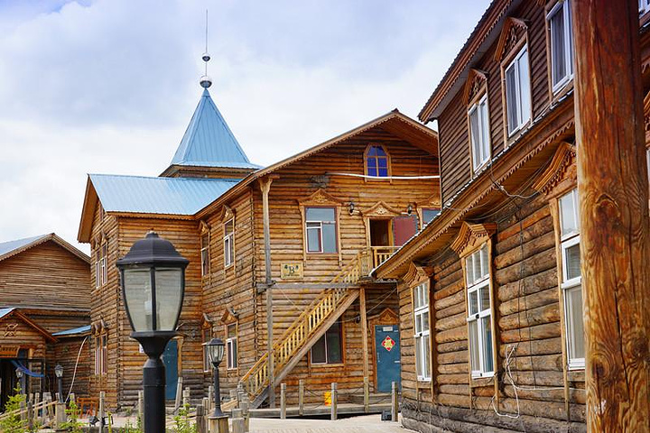 斯接壤的地方有一条河叫额尔古纳河,是中苏的