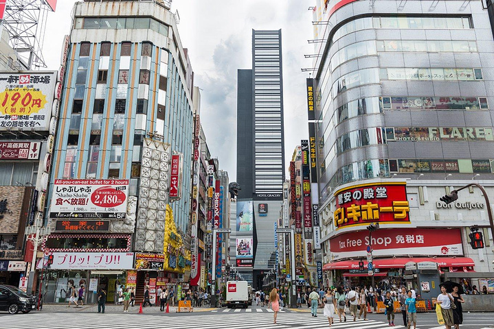 2018东京都新宿区歌舞伎町3丁目到达:JR山手