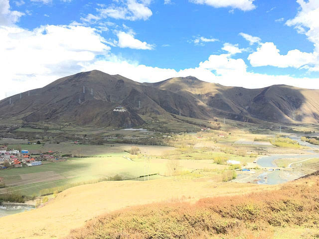 2019新都桥游玩攻略,旅店名字叫美朵花园