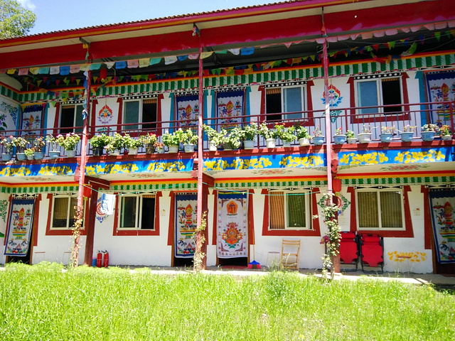 2019新都桥游玩攻略,旅店名字叫美朵花园