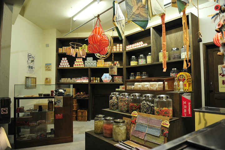 杂货铺,这些都是1:1实物哦老式理发店逛完整个展览馆,大约需要2小时