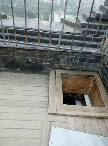 小雁塔内部