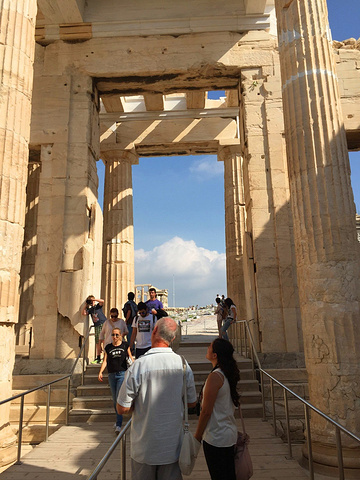 很多人都觉得雅典没什么可逛的,再加上最近几