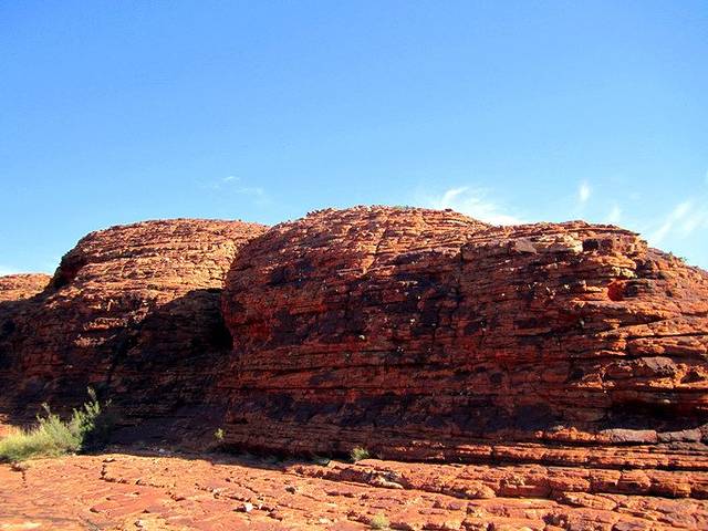 露营,看星星、袋鼠,看看另一片土地