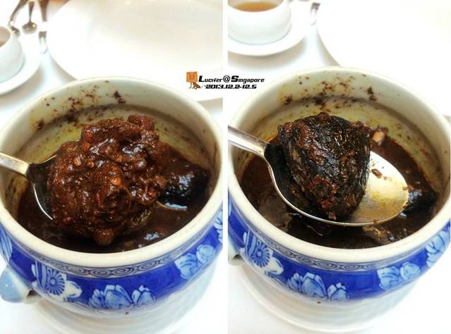 真宗的招牌菜就是下面的这一道看起来卖相不怎么样的「黑果鸡」.