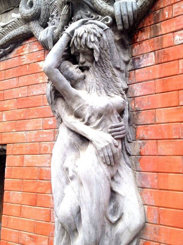 古谱特什瓦尔·玛哈德布洞穴