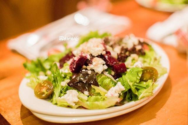 Leilani's On The Beach