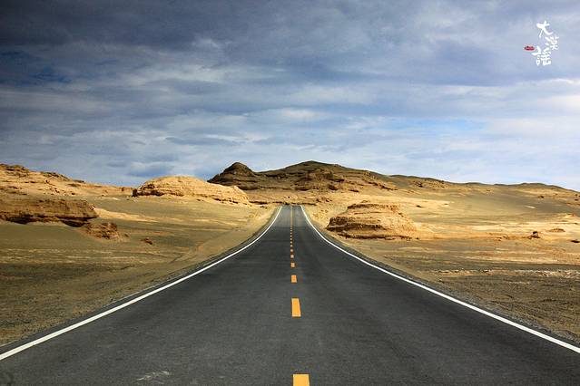 敦煌雅丹国家地质公园