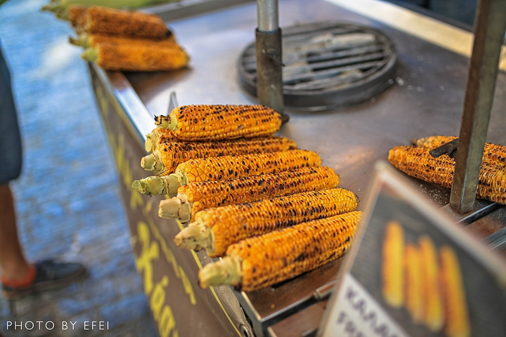 街边的烤玉米真的挺好吃,推荐去的盆友可以尝一尝,.价格也不算贵