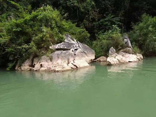 布柳河仙人桥景区
