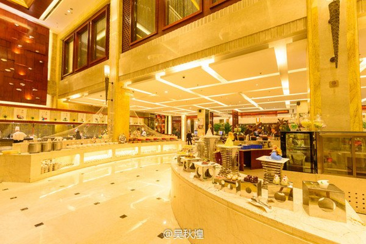 福州贵安世纪金源大饭店,自助餐厅,虽说是自助的,但吃的绝对对得起它