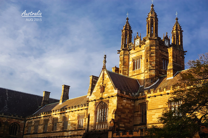 the university of sydney(悉尼大学)始建于1850年,是澳大利亚历史最.
