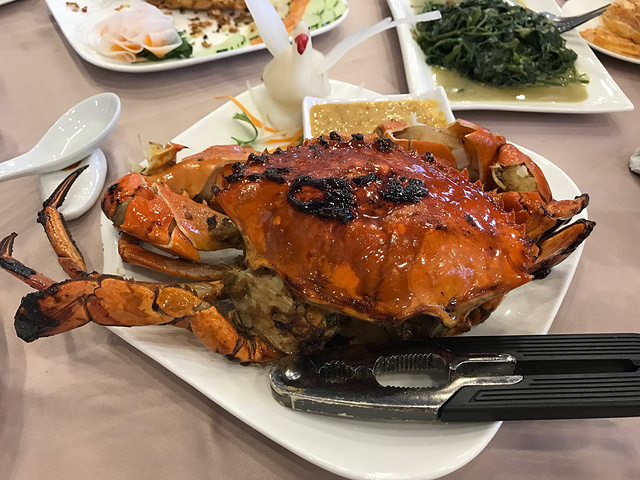 2017.购物,这里真的没有什么可买,大部分是本地