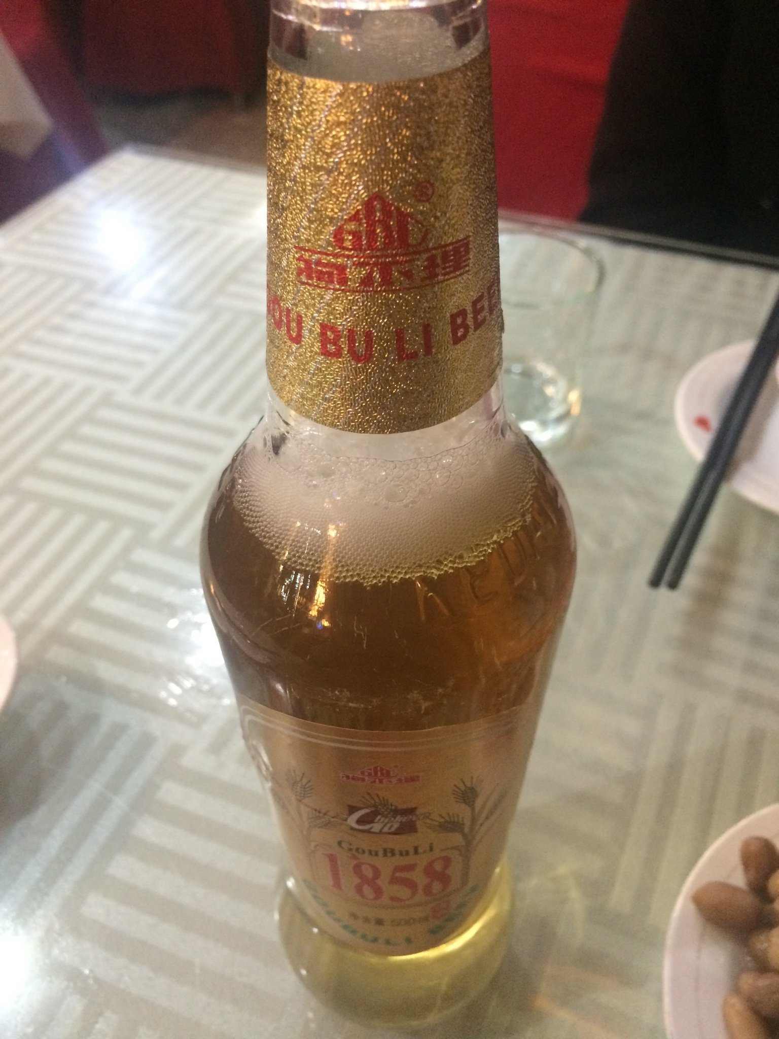 如同崂山可乐般非主流的存在——狗不理啤酒.