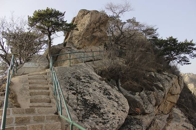 这边到将军峰了