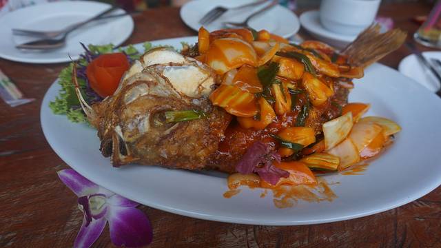 L. Maladee Restaurant