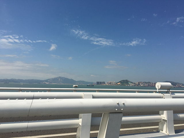 各种查机票,从北京到厦门的航班找了一条相对