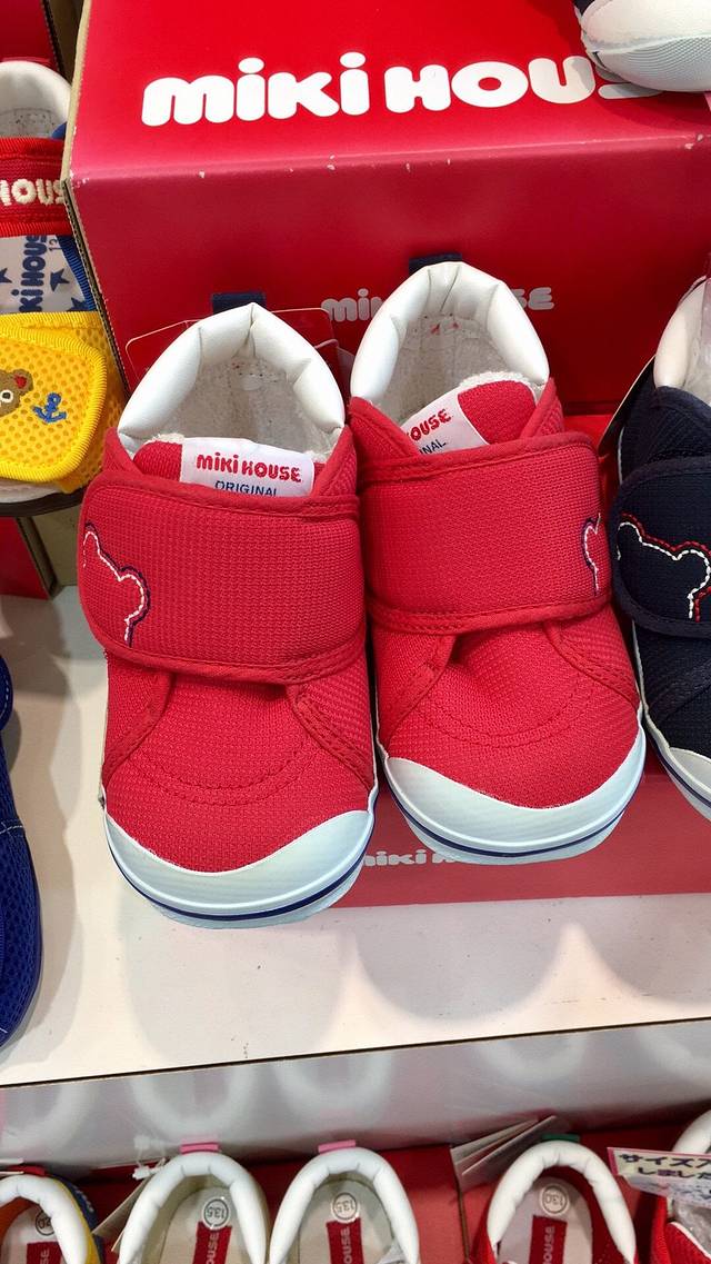 17个月豌豆宝宝漫步雨季冲绳海洋馆名护动植